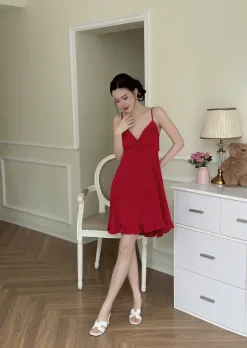 Váy ngủ lụa ren lượn bèo nhún